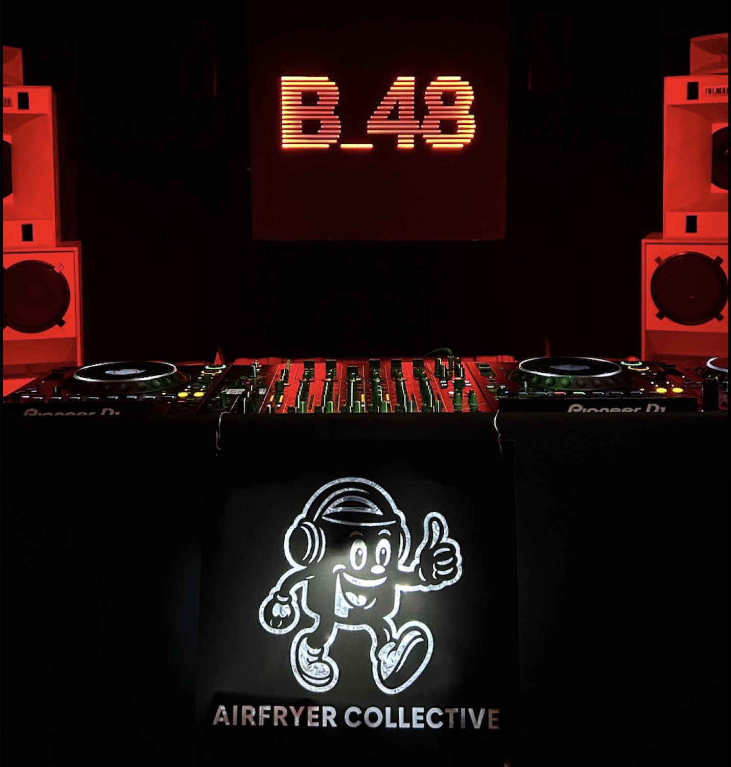 Live Room